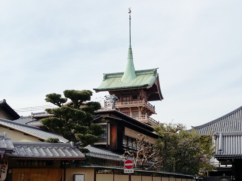 Daiunin Temple with Gion-kaku in Kyoto